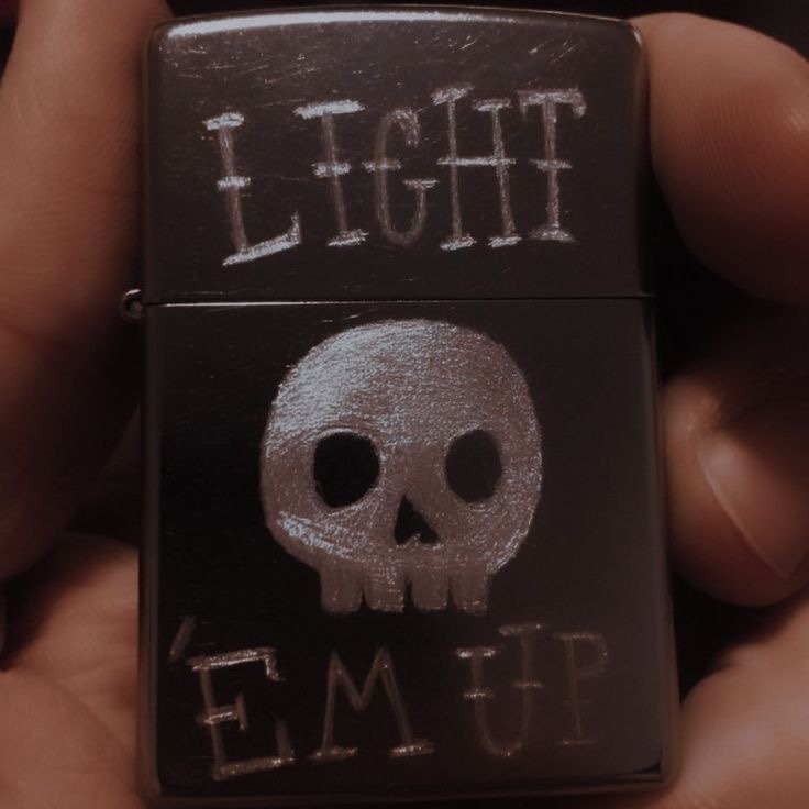 picture of a zippo